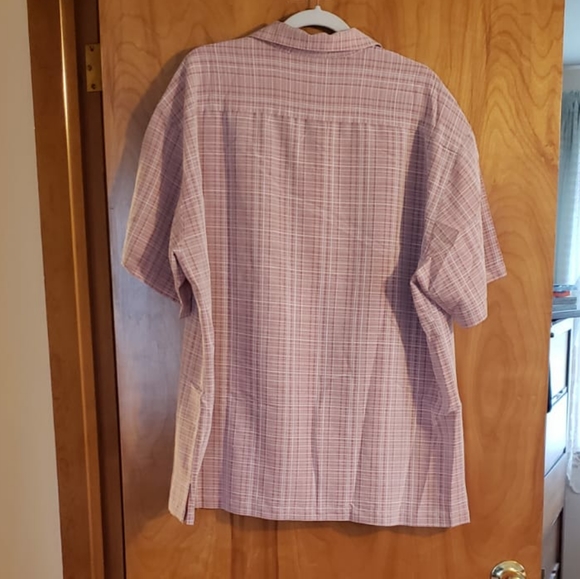 Short-sleeved Plaid Button Down - Picture 2 of 2